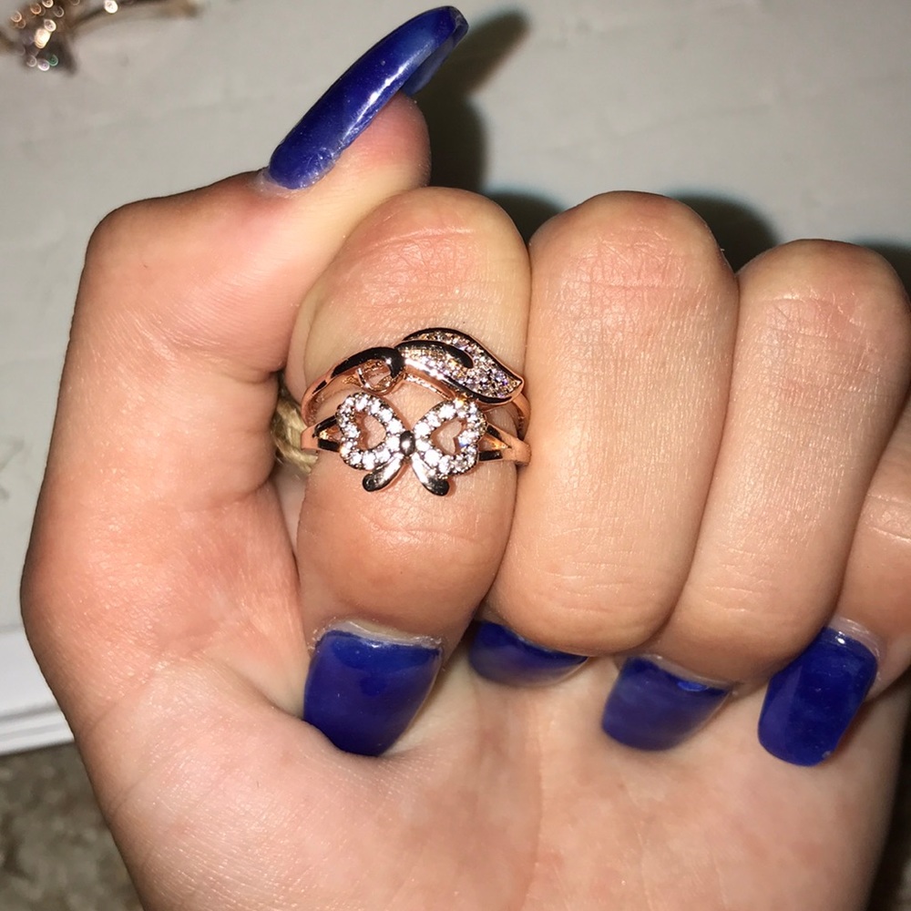 Set of 2 gold rings